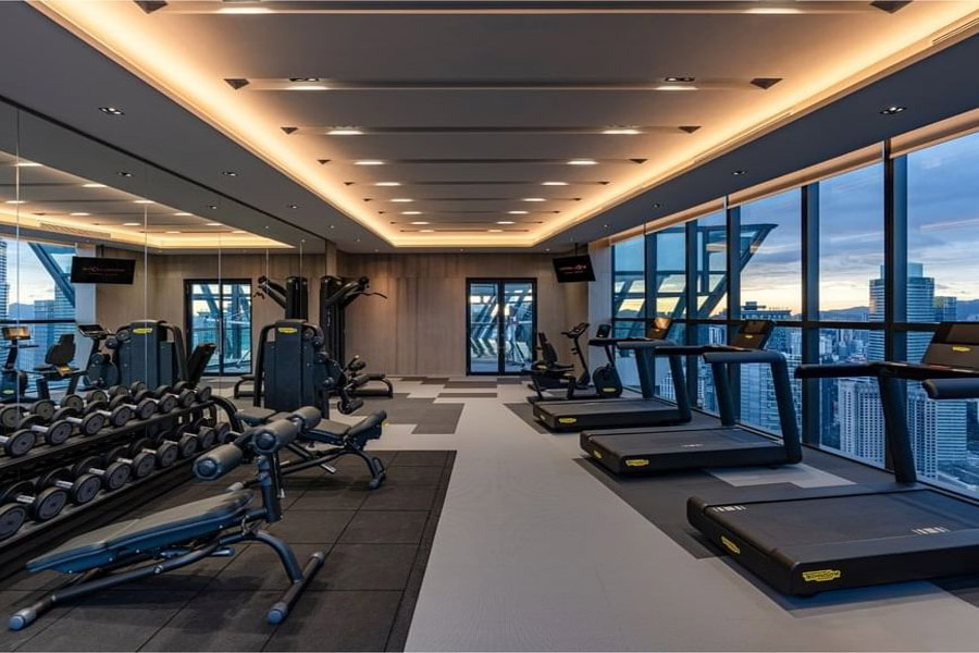 02-gym-1